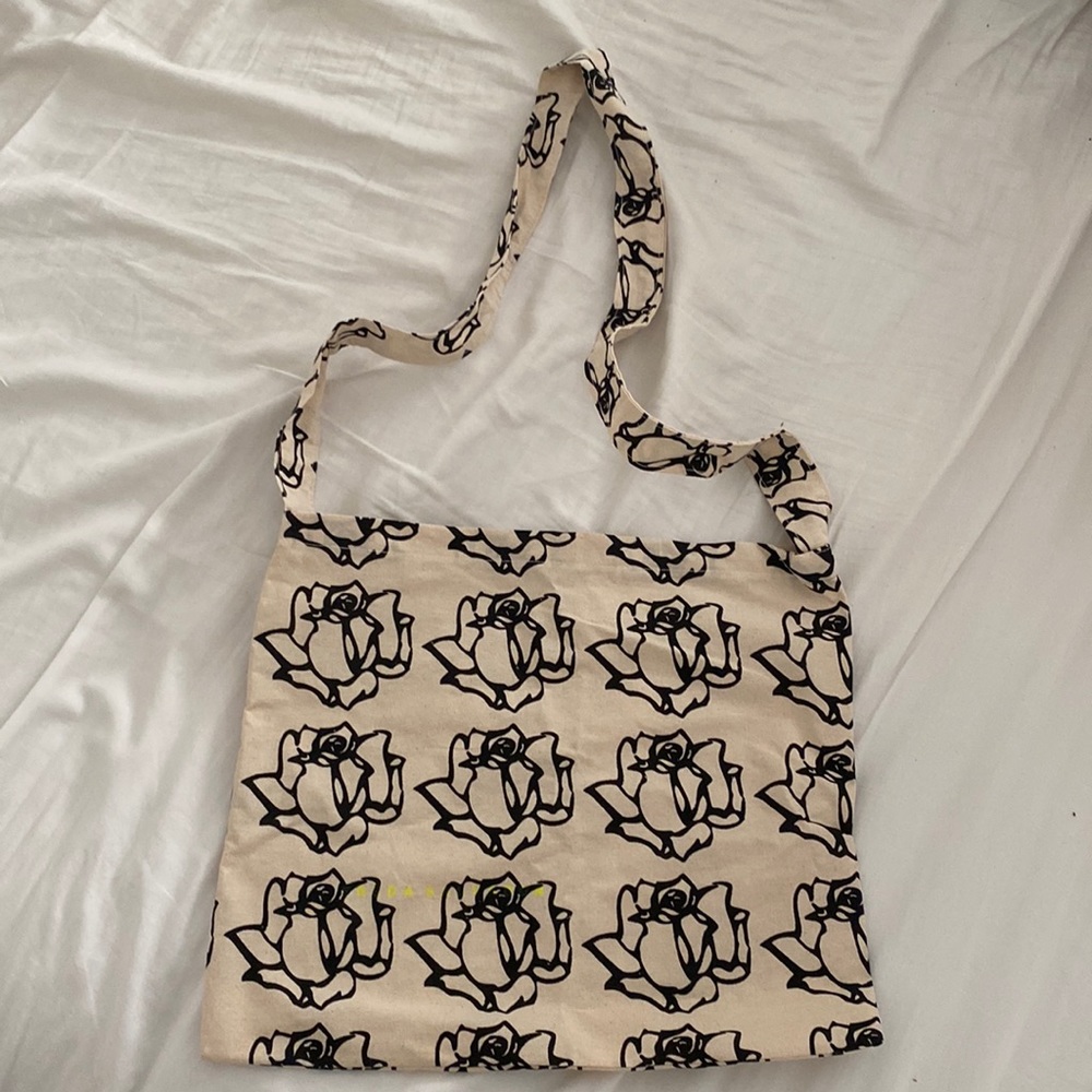 New Freda Salvador Floral Canvas Linen Tote Bag reusable